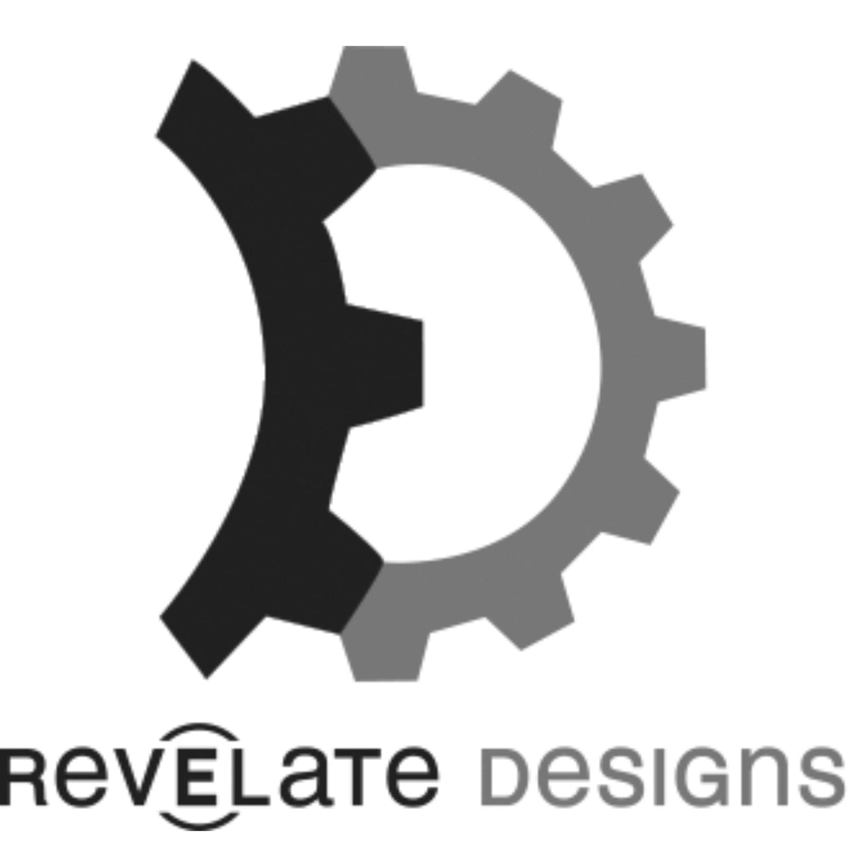 Revelate Designs logo – premium bikepacking-laukut gravel-pyöräilyyn, pyöräretkille ja seikkailupyöräilyyn