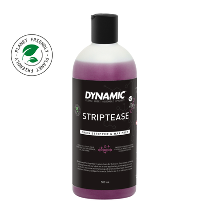 Dynamic Striptease Chain Degreaser 500 ml on biohajoava ketjunpuhdistusaine pyörän voimansiirron syväpuhdistukseen ennen voitelua tai kuumavahausta.