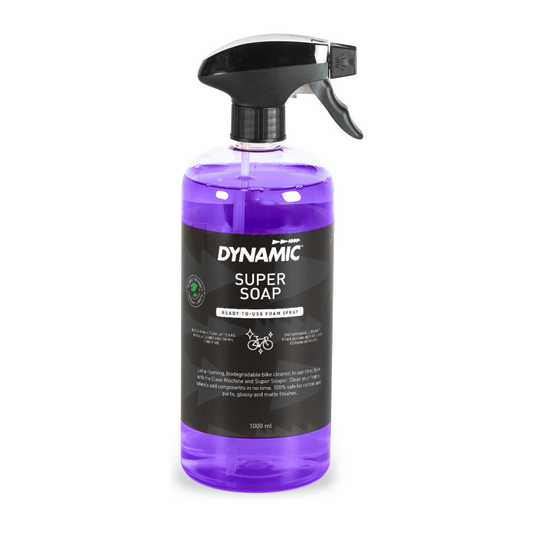 Dynamic Super Soap Bike Cleaner 1000 ml on vaahtoava ja biohajoava pyöränpesuaine pyörän rungon, renkaiden ja komponenttien tehokkaaseen puhdistukseen.