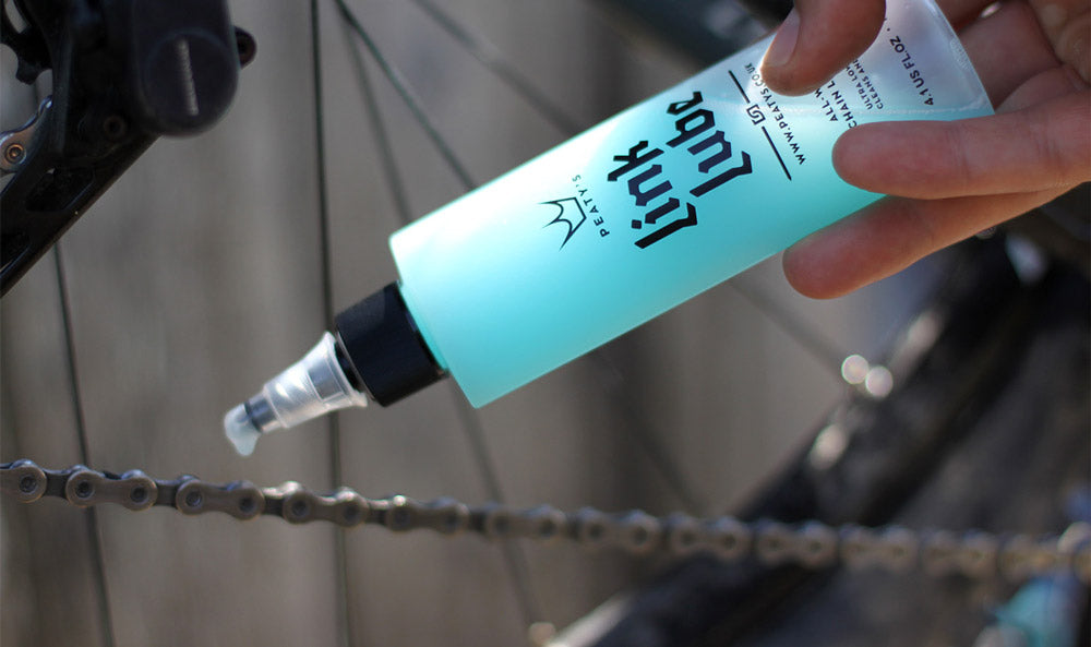 Peaty's LinkLube All Weather ketjuöljyn levitys polkupyörän ketjulle gravel-, maantie- ja maastopyörän voimansiirron voitelua varten