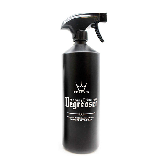 Peaty's Foaming Drivetrain Degreaser voimansiirron puhdistusaine 1 l ketjun, kasetin ja voimansiirron tehokkaaseen puhdistukseen gravel-, maantie- ja maastopyörissä