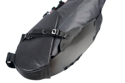 Revelate Designs Terrapin 14L System irrotettava vedenpitävä kuivapussi ja satulalaukun holster-järjestelmä